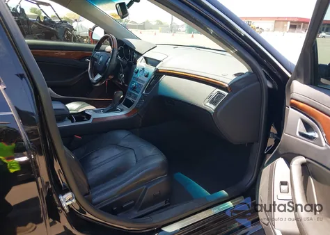 2011 Cadillac Cts Luxury z USA, uszkodzony, nr VIN 1G6DE5EY4B0110800